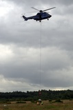 Hubschrauber vom Typ AS 332L1 „Super Puma“ der Bundespolizei	mit Außenlast