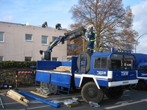Bildergalerie: Im Einsatz bei einem Dachverschluss in Butzbach 2008